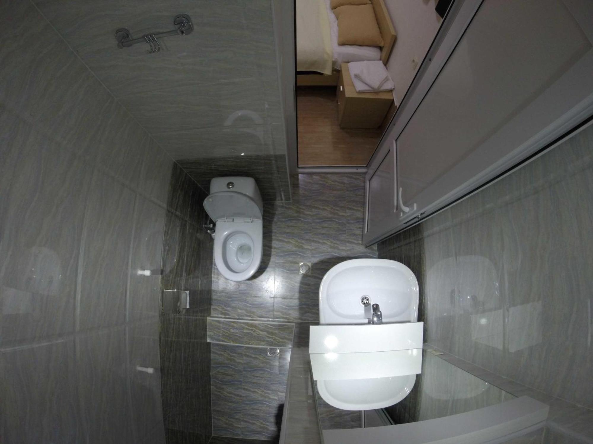 Guest House Rampa Tbilisi Esterno foto