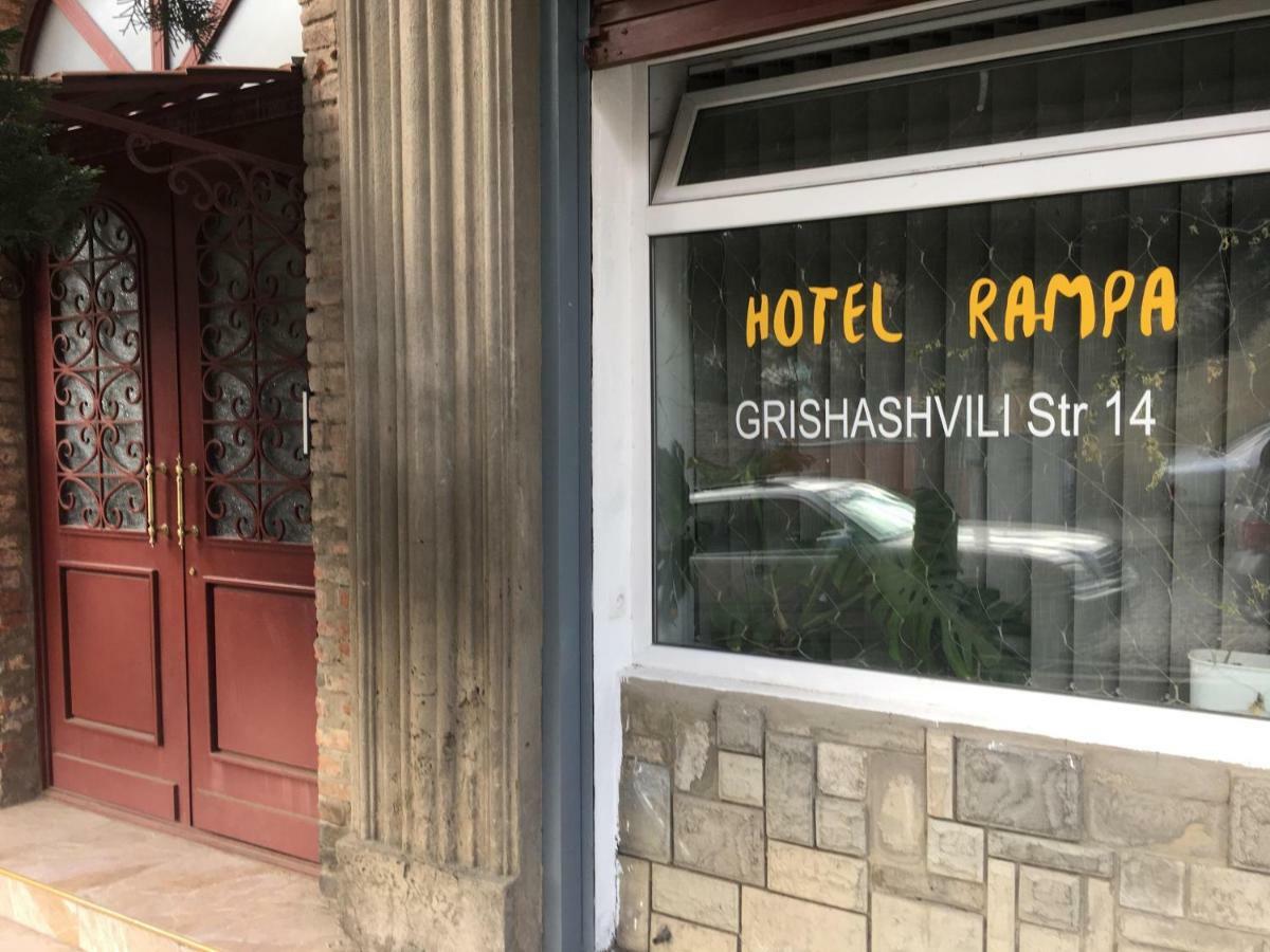 Guest House Rampa Tbilisi Esterno foto